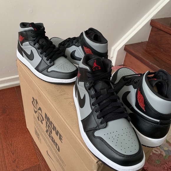 Jordan 1 Shadow red - Picture 3 of 4